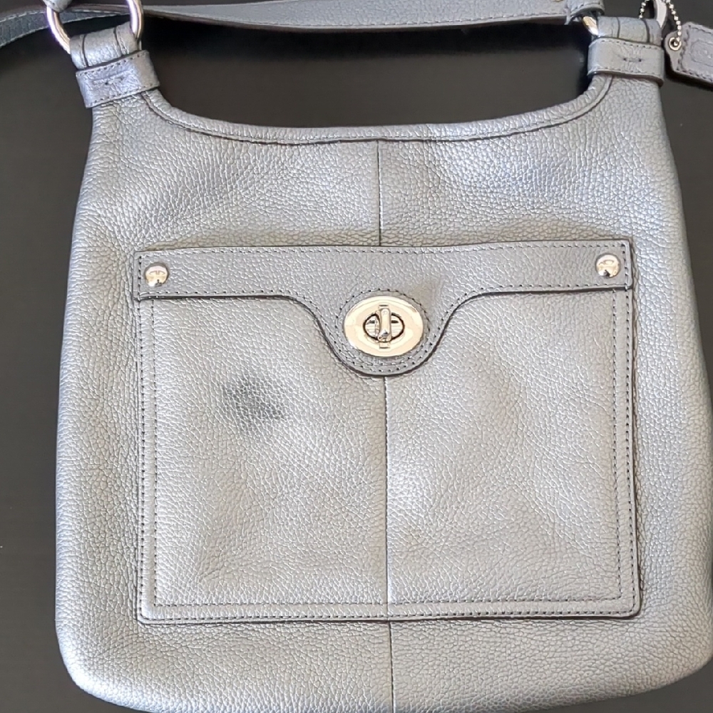 Coach Penelope Pebble Grain Crossbody Leather Bag - Picture 3 of 7